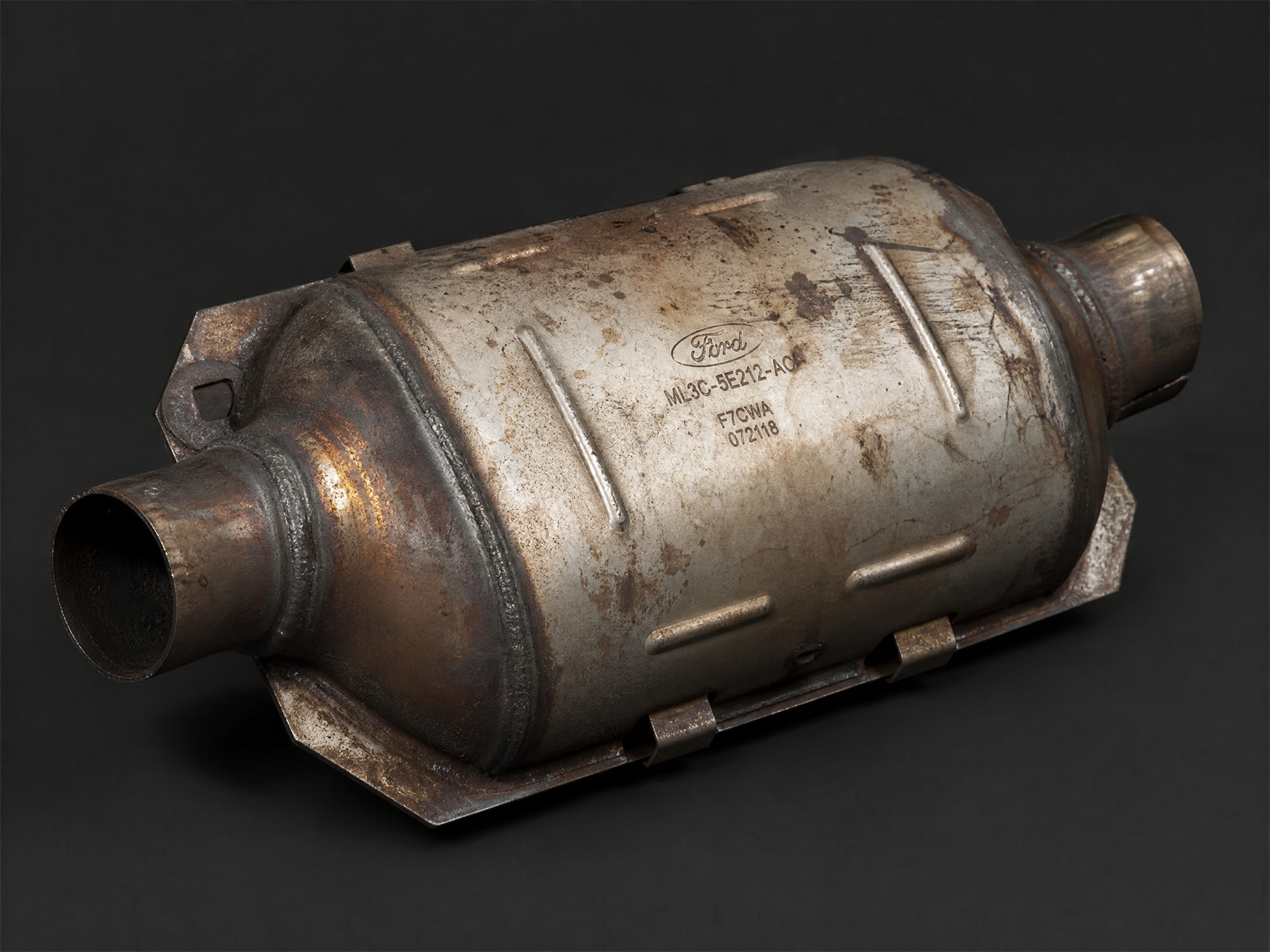 Ford catalytic converter part number 2C2Z-2871E scrap value